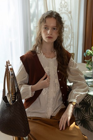 Knit button vest_WINE