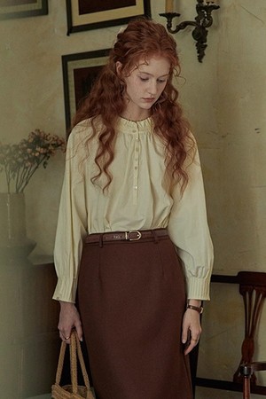 Pleated sleeve half button blouse