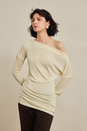 Autumn slanted shoulder top_2color