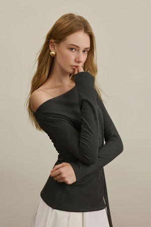 One-shoulder knit top