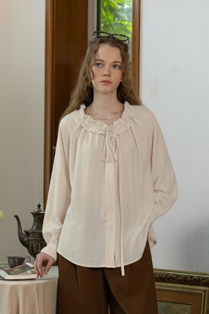 Ruffle neck ribbon blouse_2color