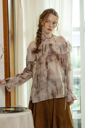 Autumn maple leaf blouse_BROWN