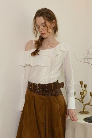 Off-the-shoulder long-sleeved shirt_WHITE