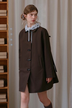 Ribbon point half coat