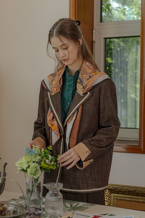 Lace-cuffed suit jacket_2color