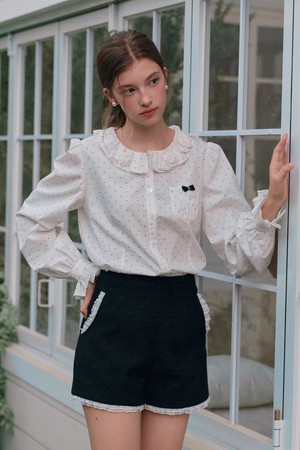 Flower collar polka dot blouse