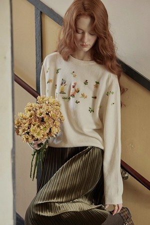 Embroidery pullover sweater_2color