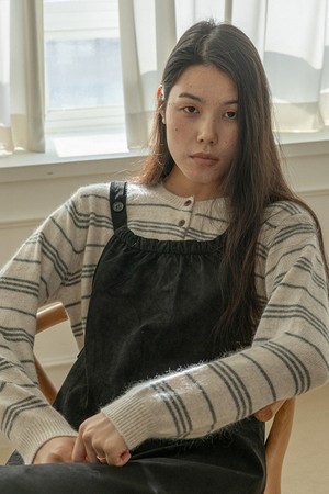 Crew neck button striped knit top_2color