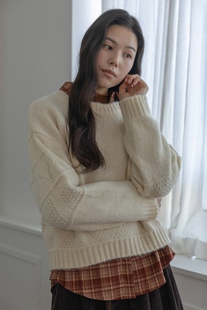 Pleated solid color knit top_IVORY