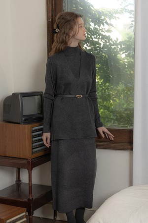 PM_Loose knit top three-piece vest and skirt set__CHARCOAL
