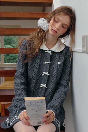 Bow cable doll collar cardigan