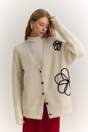 Loose design knit cardigan