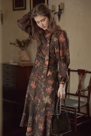 Vintage flower ribbon dress