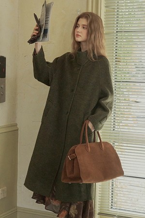 Simple balmacaan coat