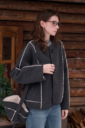 Fur integrated hat jacket