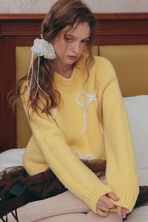 Ribbon pullover sweater