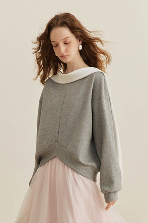 Loose versatile sweatshirt