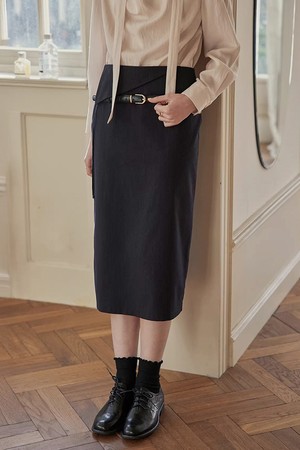 Design back slit striped skirt