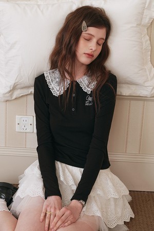 Lace collar slim long sleeve top