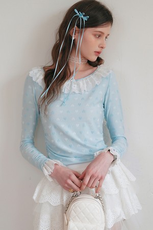 Heart pattern lace cropped top