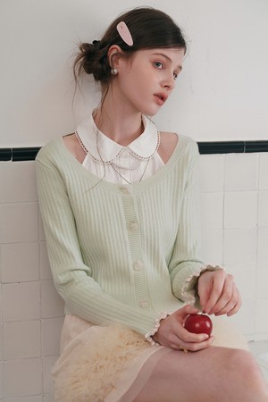 Flower button bell sleeve cardigan