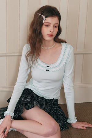 Cest_Slim ruffle long sleeve top