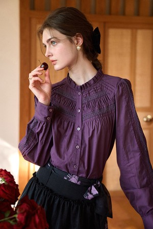 SR_Cotton ruffled collar blouse