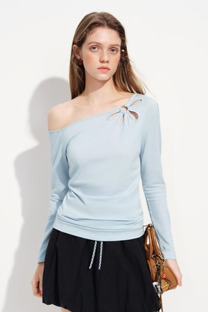 Sweet off-shoulder blouse_2color