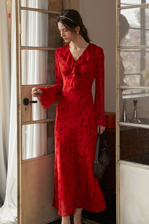 Ruffled collar long red dress