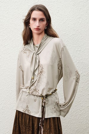 Vintage print long sleeve top