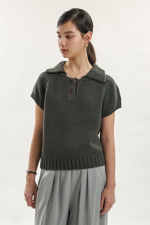 Short sleeve collar knit top_CHARCOAL
