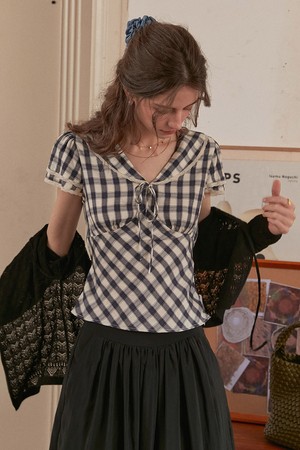 Lace navy collar plaid blouse