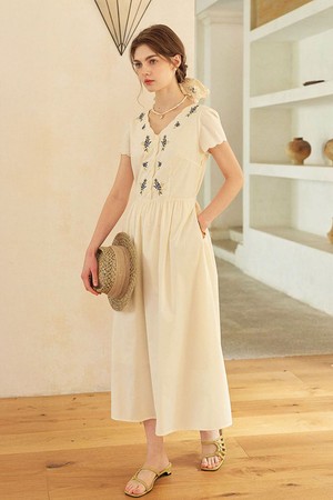 V-neck embroidered dress