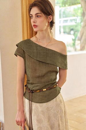 Pleats waist slim top