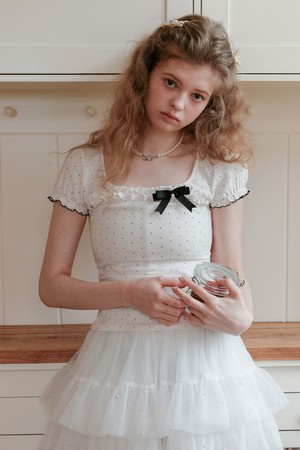 Cest_Polka dot ruffle short sleeve top