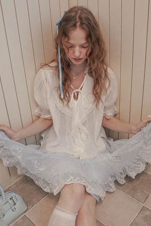 Ruffle lace pintuck blouse_WHITE