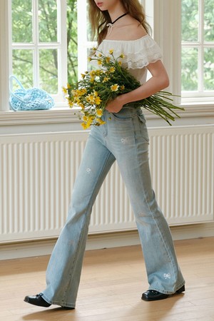 Ribbon rhinestone flare pants