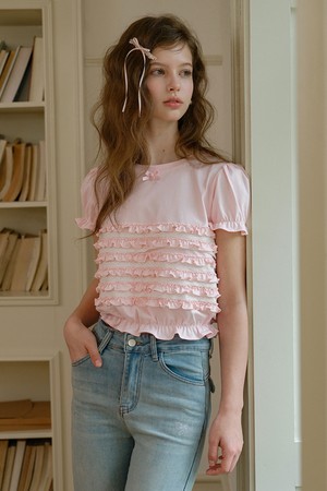 Ruffle layered puff sleeve top