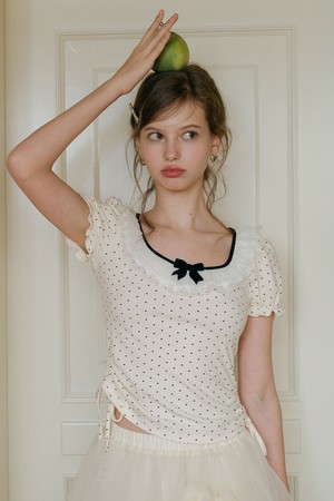 Polka dot string puff sleeve top