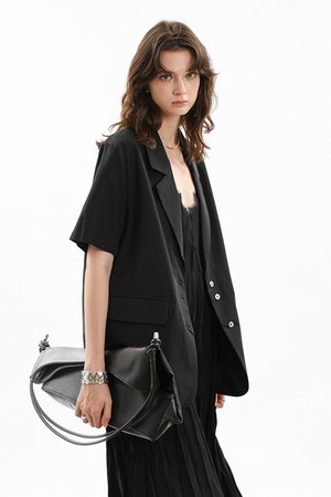Half sleeve tailored jacket_2color