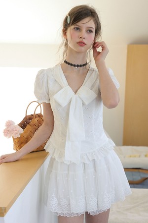 Ribbon eyelet cotton blouse