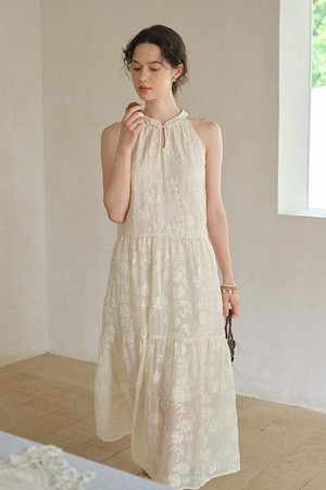 Halter-neck vacation maxi dress