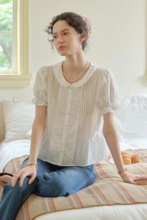 Breathable lace doll blouse