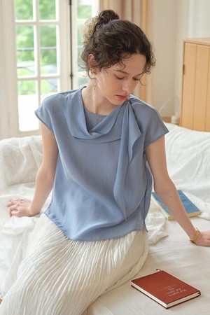 Lightweight short-sleeve top_2color
