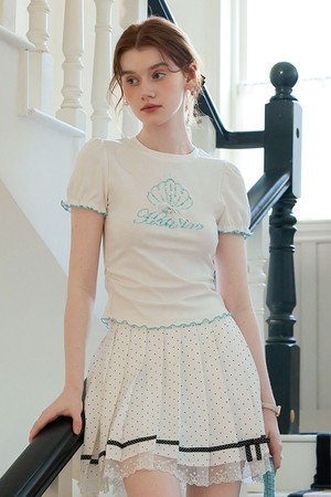 Seashell rhinestone short sleeve top