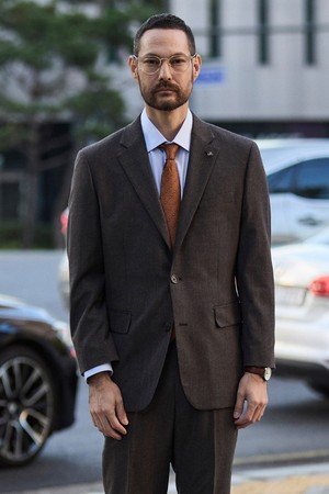 엑스트라파인 울 40% 스트레치 컴포트 수트 자켓_브라운 (컴포트핏)_SSJTD62NSH