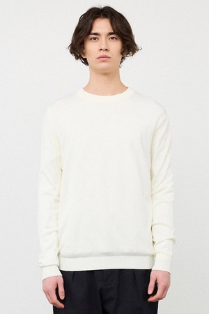 [코디갤러리 by STCO]강연소재 라운드 니트_아이보리 (레귤러핏)_CKTVA01NSI