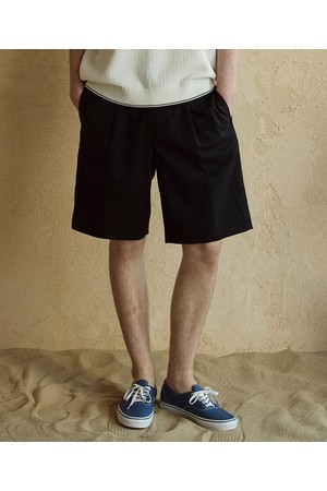 [이탈리아 소재] 까노니꼬 트로피컬 울 하프팬츠 블랙