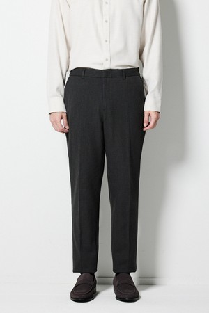 어반 에센셜 약기모 슬랙스_차콜 (테이퍼드핏)_SPAVD02TSC