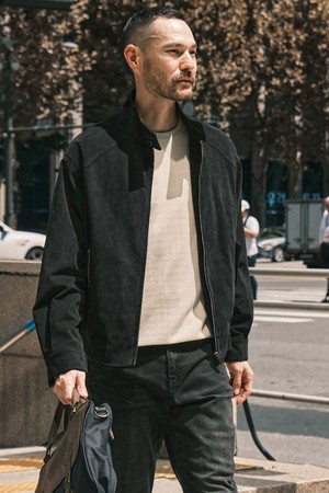 코듀로이 해링턴 점퍼_블랙 (세미오버핏)_SJPXA51NSB